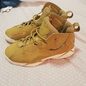 mustard 13 jordans